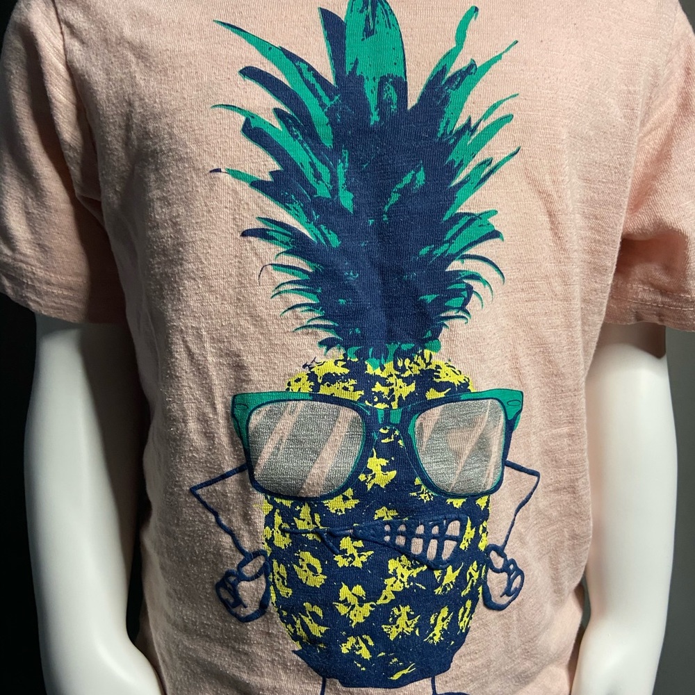 Cool pineapple